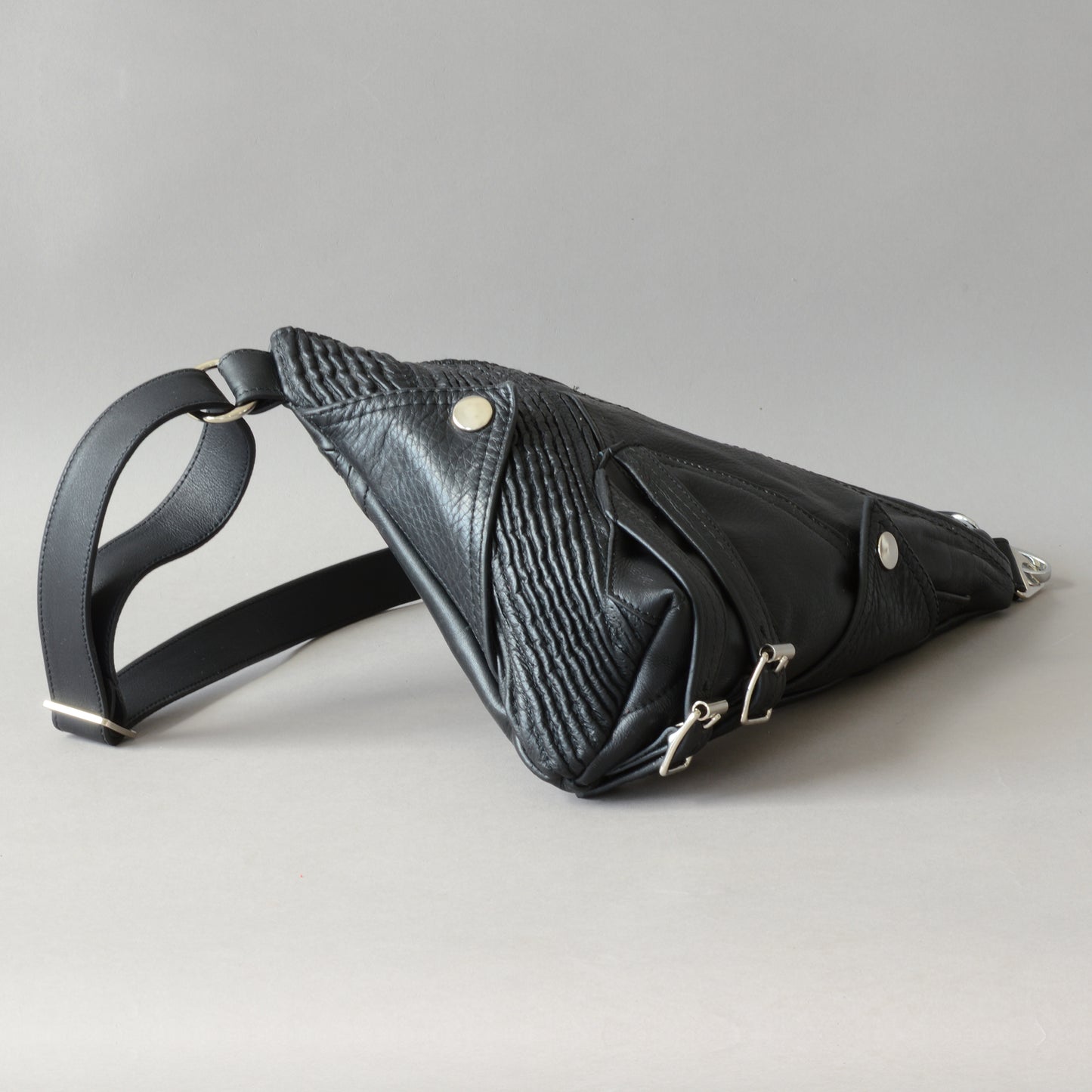 Akai Sling Bag #024
