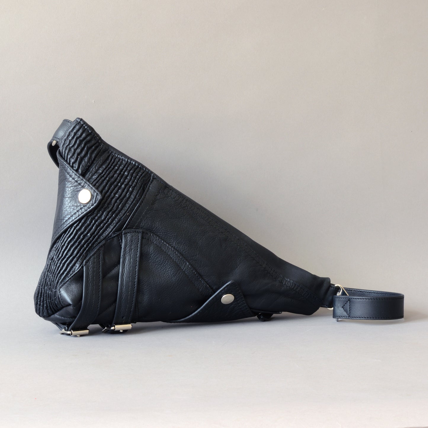 Akai Sling Bag #024