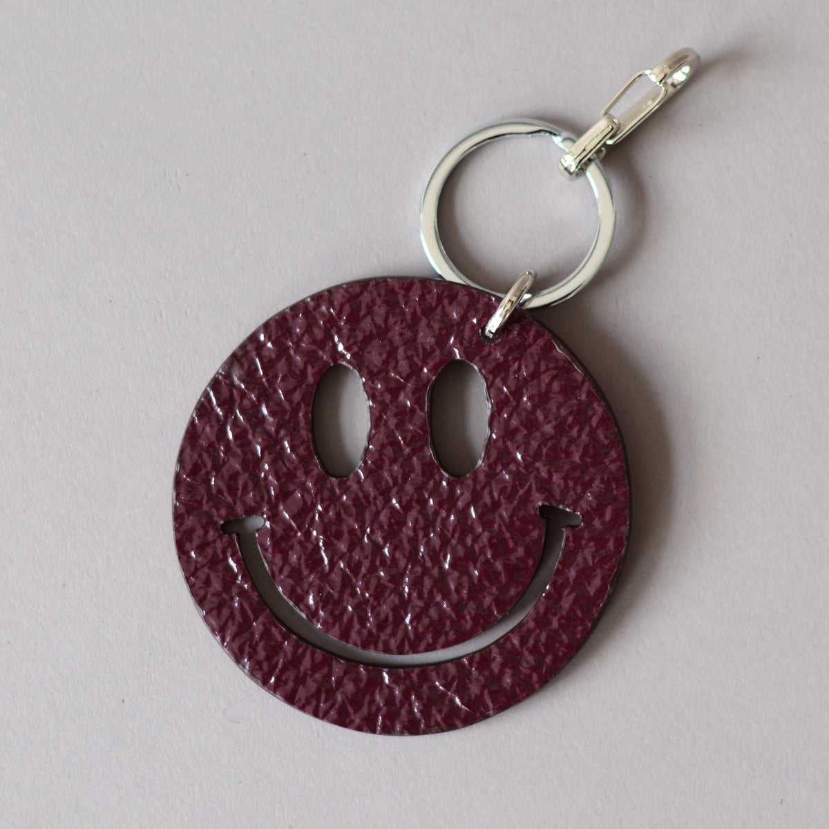 Happy Key Ring Burgundy Pink