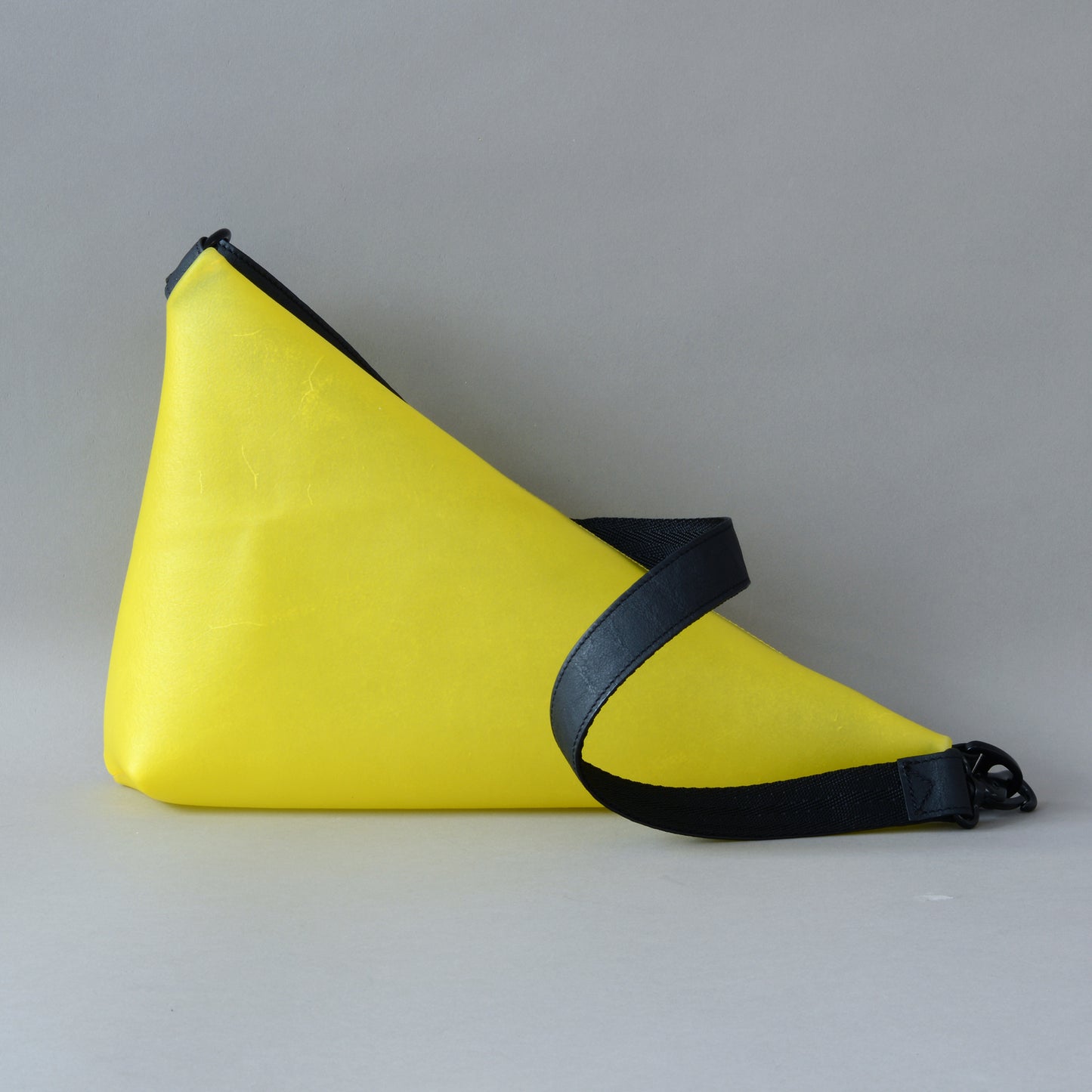 Scarlett Prism Yellow