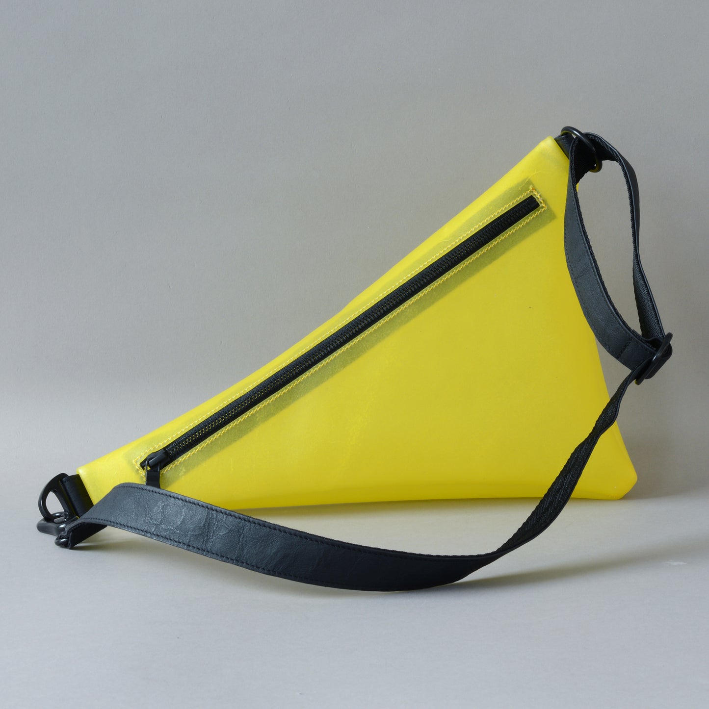 Scarlett Prism Yellow