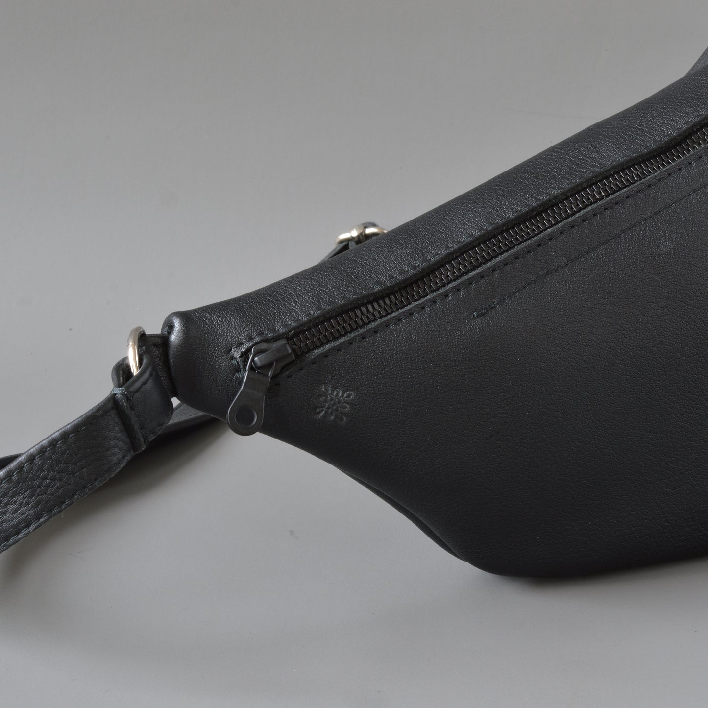Emilie Mini Black